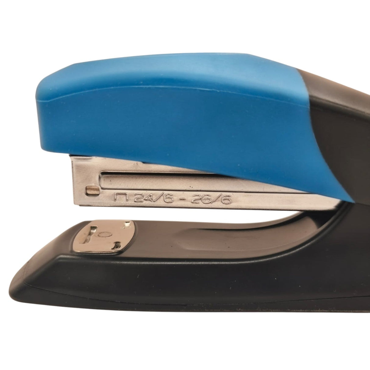 FIS Stapler With Non - Slip Rubber Base Pad - 5576 - Al Kabayel Discount CentreFIS Stapler With Non - Slip Rubber Base Pad - 5576Paper Clips, Staples & FastenersFISAl Kabayel Discount Centre