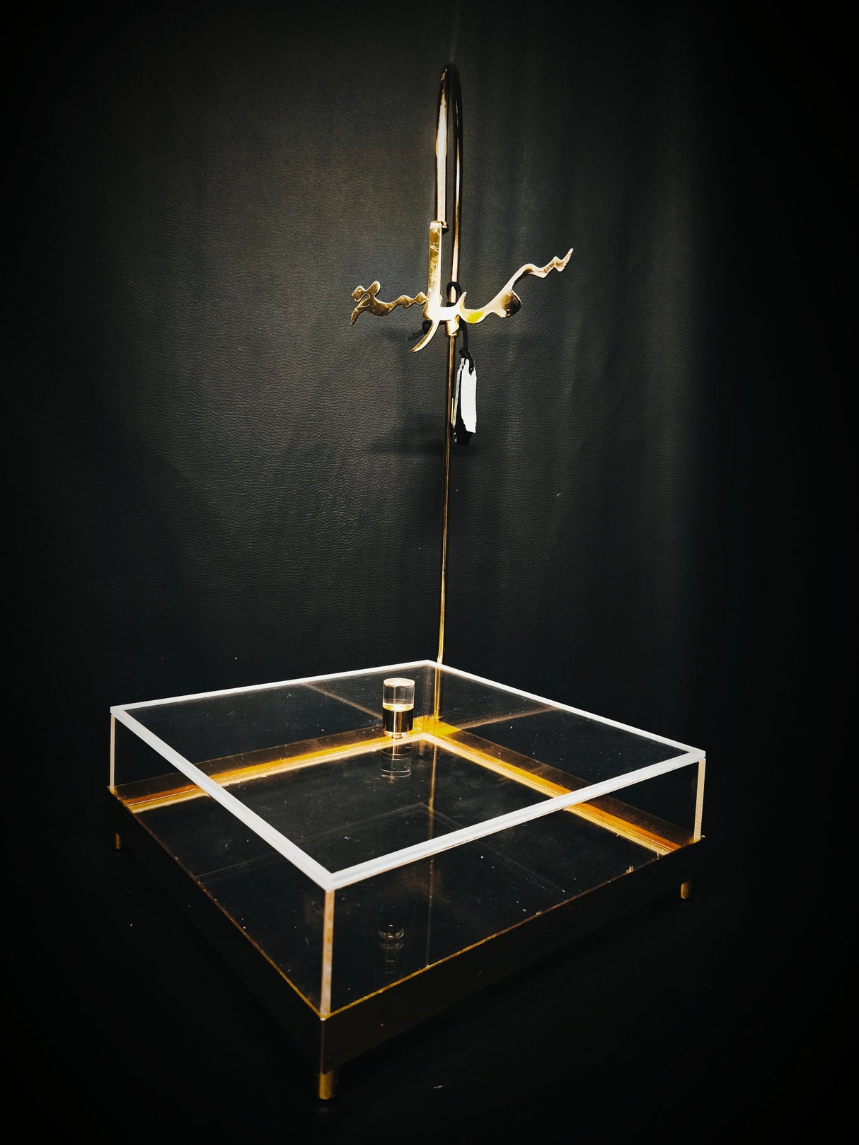 Fursan Acrylic Storage Box Square Small 22X22Cm Gold - Al Kabayel Discount CentreFursan Acrylic Storage Box Square Small 22X22Cm GoldJars & Food SaversFURSANAl Kabayel Discount Centre