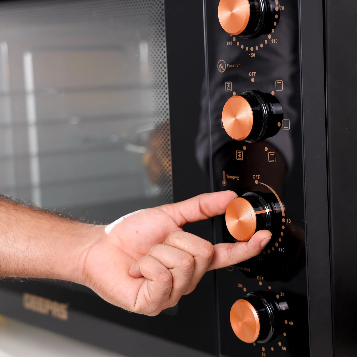 Geepas 100 L Multifunctional Oven- GO34059-2800 W - Al Kabayel Discount CentreGeepas 100 L Multifunctional Oven- GO34059-2800 WOvensGEEPASAl Kabayel Discount Centre