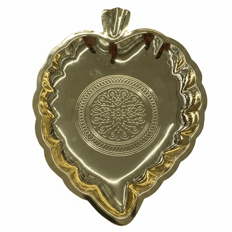 Golden Leaf Snack Tray – 18×13cm | Decorative Metal Serving Dish - Al Kabayel Discount CentreGolden Leaf Snack Tray – 18×13cm | Decorative Metal Serving DishServing TraysAKDCAl Kabayel Discount Centre
