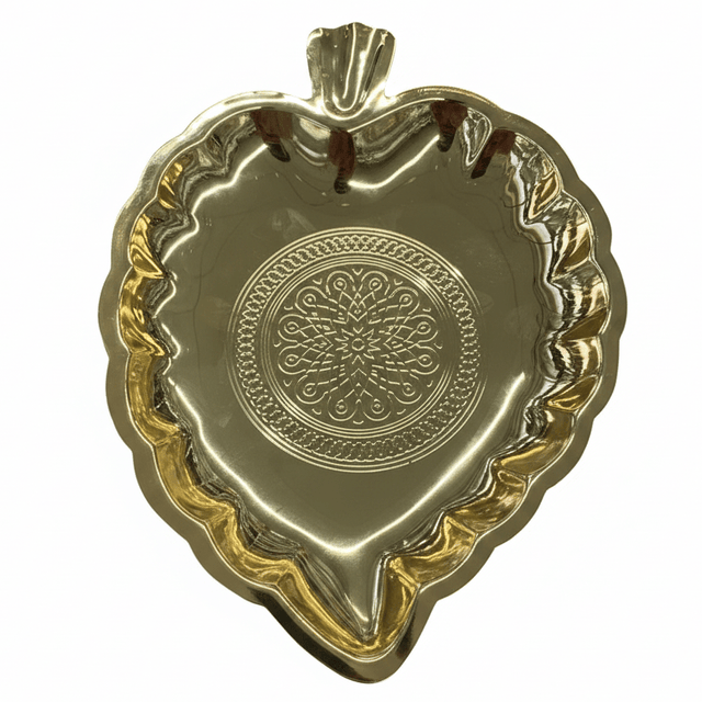 Golden Leaf Snack Tray – 18×13cm | Decorative Metal Serving Dish - Al Kabayel Discount CentreGolden Leaf Snack Tray – 18×13cm | Decorative Metal Serving DishServing TraysAKDCAl Kabayel Discount Centre