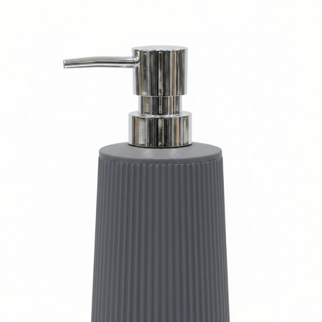 Grey Plastic Ribbed Soap Dispenser with Chrome Pump – 400ml - Al Kabayel Discount CentreGrey Plastic Ribbed Soap Dispenser with Chrome Pump – 400mlHolders & DispensersAKDCAl Kabayel Discount Centre