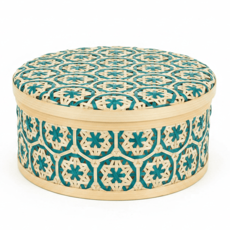 Handwoven Round Bamboo Rattan Storage Box with Lid | Geometric Patterned Decorative Basket | 25cm | - Al Kabayel Discount CentreHandwoven Round Bamboo Rattan Storage Box with Lid | Geometric Patterned Decorative Basket | 25cm |RattansAKDCAl Kabayel Discount Centre