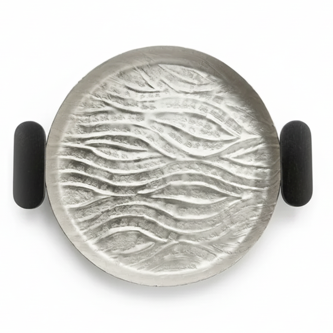 Luhpar Wave Textured Aluminum Round Tray with Black Wooden Handles - 25cm - 74895-A