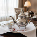 إبريق شاي عربي فضي من الستانلس ستيل من أفكو بأرجل مزخرفة | تصميم منقوش فاخر | 600 مل |