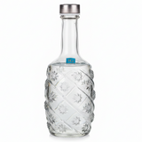 Pishgaman Elegant Embossed Floral Glass Water Bottle 1 Litre – Premium Crystal-Clear Carafe with Silver Lid for Home, Dining & Gifting