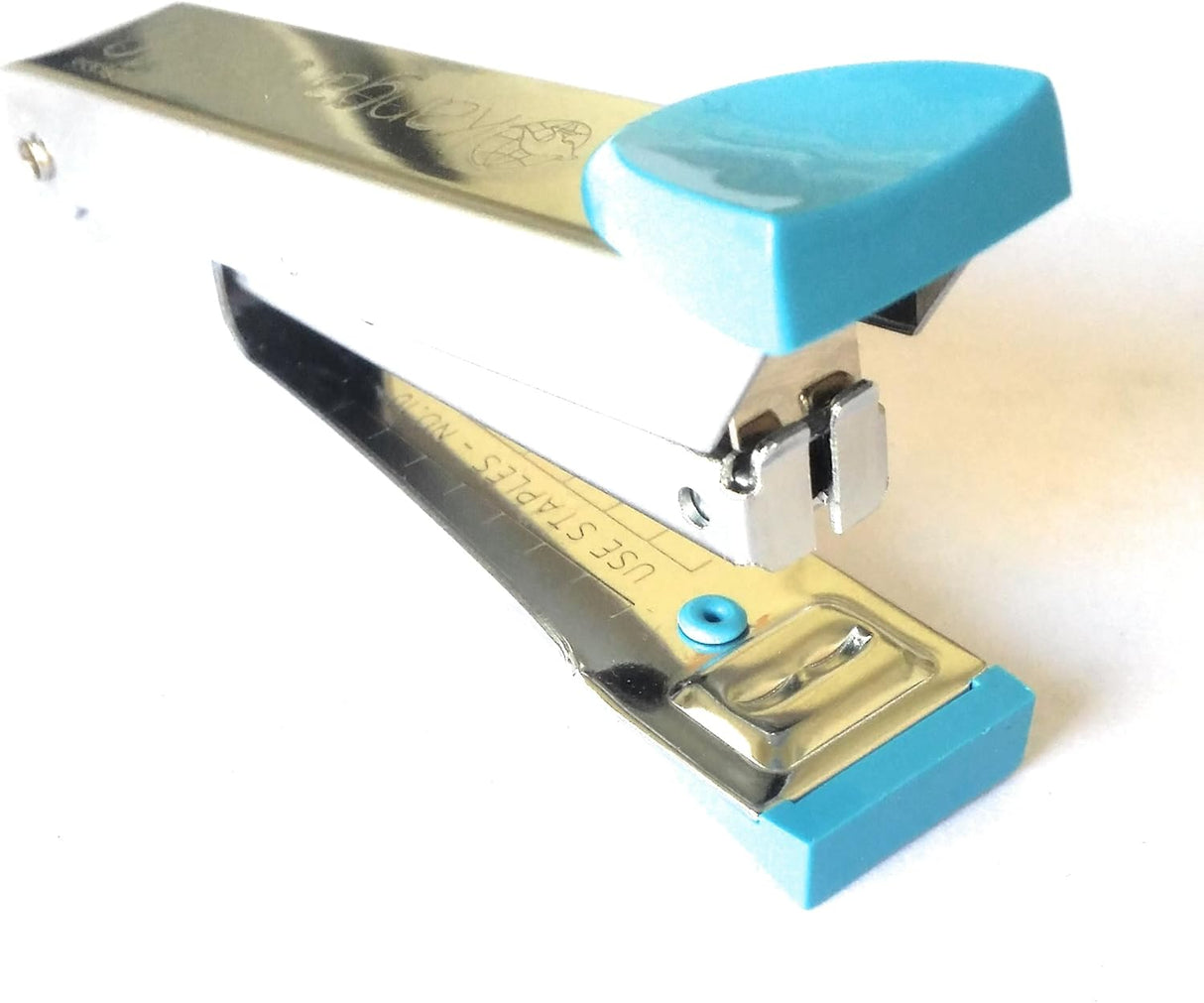 Kangaro No.10 Stapler Silver Capacity - 20 Sheets - Al Kabayel Discount CentreKangaro No.10 Stapler Silver Capacity - 20 SheetsPaper Clips, Staples & FastenersKANGAROAl Kabayel Discount Centre