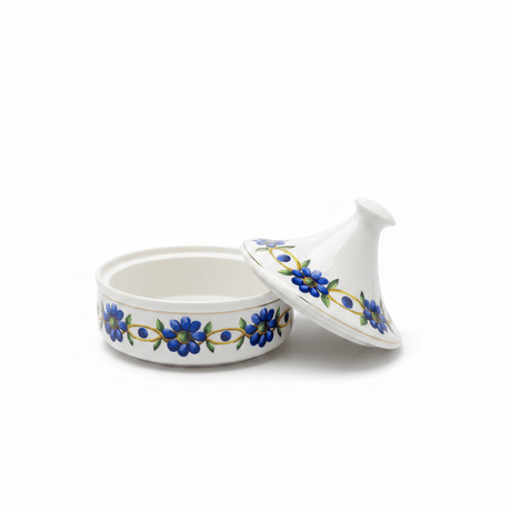 Luhpar White Designer Ceramic Sugar Pot with Elegant Floral Lid for Decorative and Functional Serving – 15×15 cm - Al Kabayel Discount CentreLuhpar White Designer Ceramic Sugar Pot with Elegant Floral Lid for Decorative and Functional Serving – 15×15 cmJars & Food SaversLUHPARAl Kabayel Discount Centre