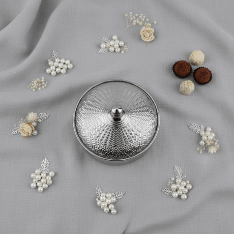 Luxury Ceramic Candy Bowl with Lid | Embossed Geometric Design | 23×7.5 cm | Gold & White,Silver & White | - Al Kabayel Discount CentreLuxury Ceramic Candy Bowl with Lid | Embossed Geometric Design | 23×7.5 cm | Gold & White,Silver & White |Jars & Food SaversAKDCAl Kabayel Discount Centre