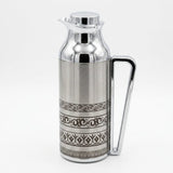 Mahra Stainless Steel Vacuum Flask Set of 2 – 1L – Arabic Engraved Thermal Carafe with Handle - Al Kabayel Discount CentreMahra Stainless Steel Vacuum Flask Set of 2 – 1L – Arabic Engraved Thermal Carafe with HandleThermosMAHRAAl Kabayel Discount Centre