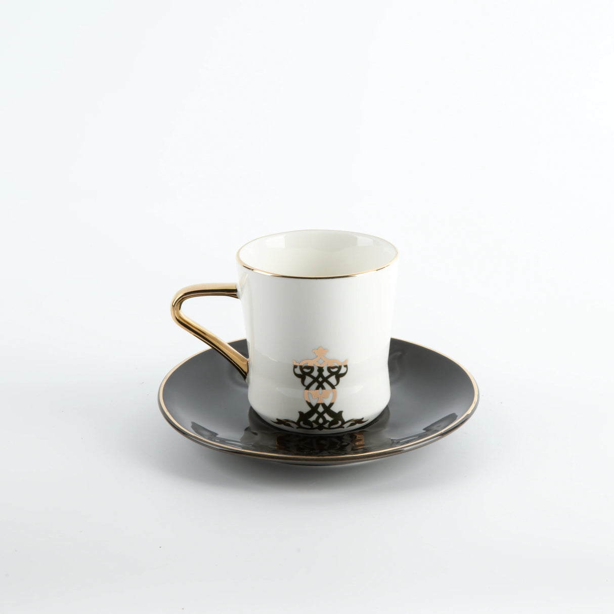 Otantic Naqsh 12pcs Porcelain Tea Set, 6pcs Cups 200ml + 6pcs Saucer, Black/White/Gold, ET2954 - Al Kabayel Discount CentreOtantic Naqsh 12pcs Porcelain Tea Set, 6pcs Cups 200ml + 6pcs Saucer, Black/White/Gold, ET2954Tea SetsOTANTIKAl Kabayel Discount Centre