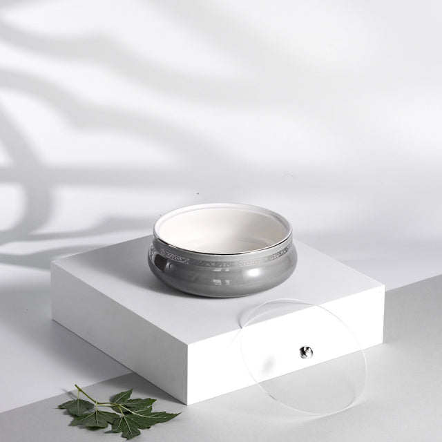 Otantic Naqsh Ceramic Dates Bowl with Lid 17cm*6cm, Grey/Silver - ET2978 - Al Kabayel Discount CentreOtantic Naqsh Ceramic Dates Bowl with Lid 17cm*6cm, Grey/Silver - ET2978BowlsOTANTIKAl Kabayel Discount Centre