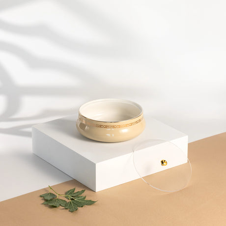 Otantic Naqsh Ceramic Dates Bowl with Lid 17cm*6cm, Ivory/Gold - ET2977 - Al Kabayel Discount CentreOtantic Naqsh Ceramic Dates Bowl with Lid 17cm*6cm, Ivory/Gold - ET2977BowlsOTANTIKAl Kabayel Discount Centre