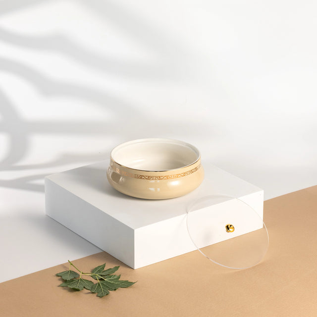 Otantic Naqsh Ceramic Dates Bowl with Lid 17cm*6cm, Ivory/Gold - ET2977 - Al Kabayel Discount CentreOtantic Naqsh Ceramic Dates Bowl with Lid 17cm*6cm, Ivory/Gold - ET2977BowlsOTANTIKAl Kabayel Discount Centre