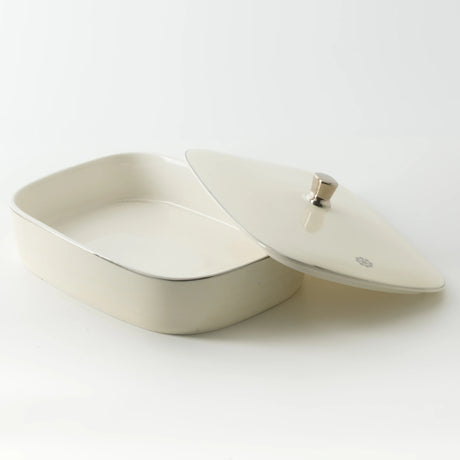 Otantik Mirral Elegant Medium Porcelain Serving & Date Bowl – White with Silver Rim (8 Inch) - Al Kabayel Discount CentreOtantik Mirral Elegant Medium Porcelain Serving & Date Bowl – White with Silver Rim (8 Inch)BowlsOTANTIKAl Kabayel Discount Centre