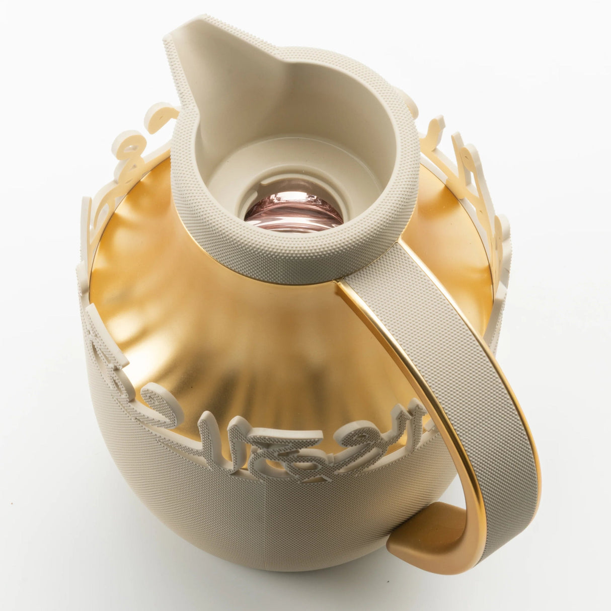 Otantik Mirral Luxury 1L Vacuum Insulated Tea & Coffee Pot – Warm Beige with Gold Accent - Al Kabayel Discount CentreOtantik Mirral Luxury 1L Vacuum Insulated Tea & Coffee Pot – Warm Beige with Gold AccentThermosOTANTIKAl Kabayel Discount Centre