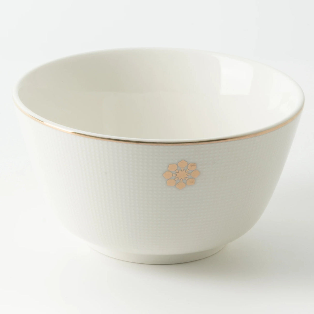 Otantik Mirral Premium 18 - Piece Porcelain Dinnerware Set – White with Gold Detailing - Al Kabayel Discount CentreOtantik Mirral Premium 18 - Piece Porcelain Dinnerware Set – White with Gold DetailingDinnerware SetsOTANTIKAl Kabayel Discount Centre