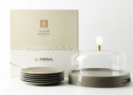 Otantik Mirral Premium 9 - Piece Porcelain Cake Serving Set with Acrylic Lid – Grey & Gold (7.5+10") - Al Kabayel Discount CentreOtantik Mirral Premium 9 - Piece Porcelain Cake Serving Set with Acrylic Lid – Grey & Gold (7.5+10")Serving TraysOTANTIKAl Kabayel Discount Centre