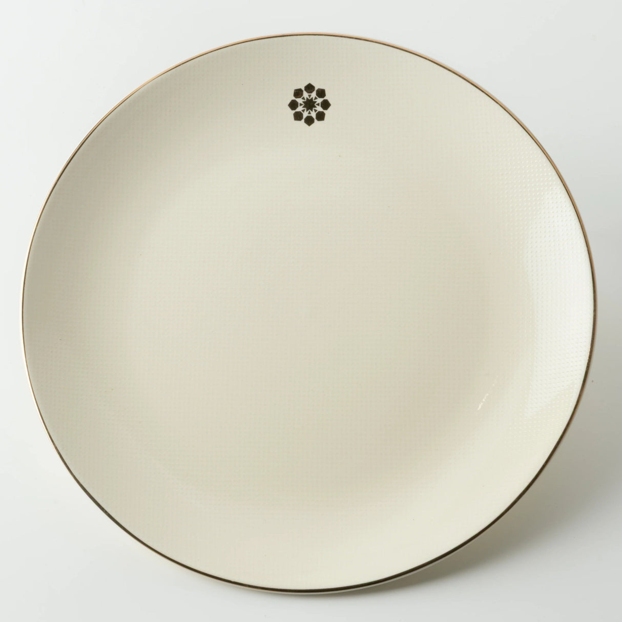 Otantik Mirral Premium 9 - Piece Porcelain Cake Serving Set with Acrylic Lid – White & Gold (7.5+10") - Al Kabayel Discount CentreOtantik Mirral Premium 9 - Piece Porcelain Cake Serving Set with Acrylic Lid – White & Gold (7.5+10")Serving TraysOTANTIKAl Kabayel Discount Centre