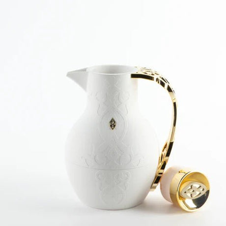 Otantik Naqsh One Vacuum Flask 1 Liter for Tea and Coffee – White & Gold - Al Kabayel Discount CentreOtantik Naqsh One Vacuum Flask 1 Liter for Tea and Coffee – White & GoldThermosOTANTIKAl Kabayel Discount Centre