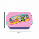 Purple & Pink Desert Adventure Kids Plastic Lunch Box with Spoon & Fork – 20×13 cm - Al Kabayel Discount CentrePurple & Pink Desert Adventure Kids Plastic Lunch Box with Spoon & Fork – 20×13 cmLunch BoxAKDCAl Kabayel Discount Centre