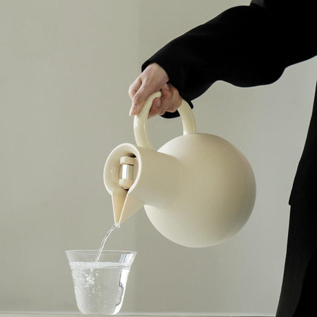 Raz Ball Shaped Vaccum Flask 1000ml, Off White - Al Kabayel Discount CentreRaz Ball Shaped Vaccum Flask 1000ml, Off WhiteTHERMOSRAZAl Kabayel Discount Centre