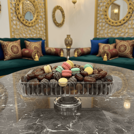 Rectangle Acrylic Candy Tray with Silver Metal Footed Base | 32×21cm | Crystal Clear Serving Dish - Al Kabayel Discount CentreRectangle Acrylic Candy Tray with Silver Metal Footed Base | 32×21cm | Crystal Clear Serving DishServing TraysAKDCAl Kabayel Discount Centre
