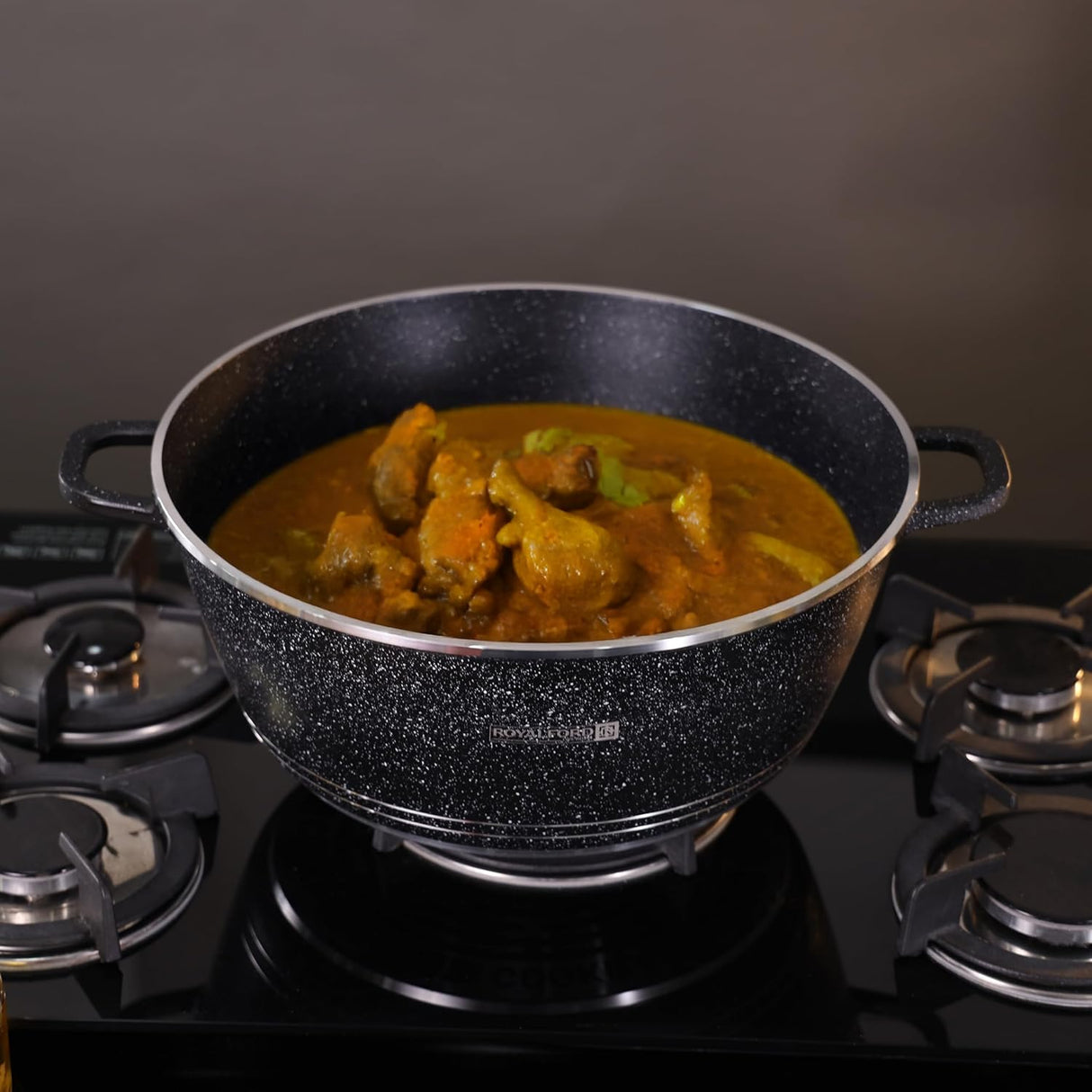 Royalford 40 cm Die Cast Casserole - RF12704/ Non - Stick Cookware with Granite Coating, Compatible with Hot Plate, Halogen, Gas Cooktops - Al Kabayel Discount CentreRoyalford 40 cm Die Cast Casserole - RF12704/ Non - Stick Cookware with Granite Coating, Compatible with Hot Plate, Halogen, Gas CooktopsCasserolesROYALFORDAl Kabayel Discount Centre