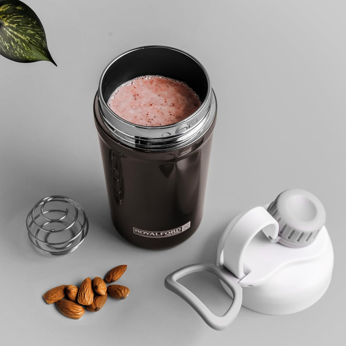 Royalford 590ML Protein Shaker Bottle RF12184 Proteins Drinks, with Stainless Steel Blending Ball for Lump - Free Smooth Shakes Leak - Proof - Al Kabayel Discount CentreRoyalford 590ML Protein Shaker Bottle RF12184 Proteins Drinks, with Stainless Steel Blending Ball for Lump - Free Smooth Shakes Leak - ProofWater BottlesROYALFORDAl Kabayel Discount Centre