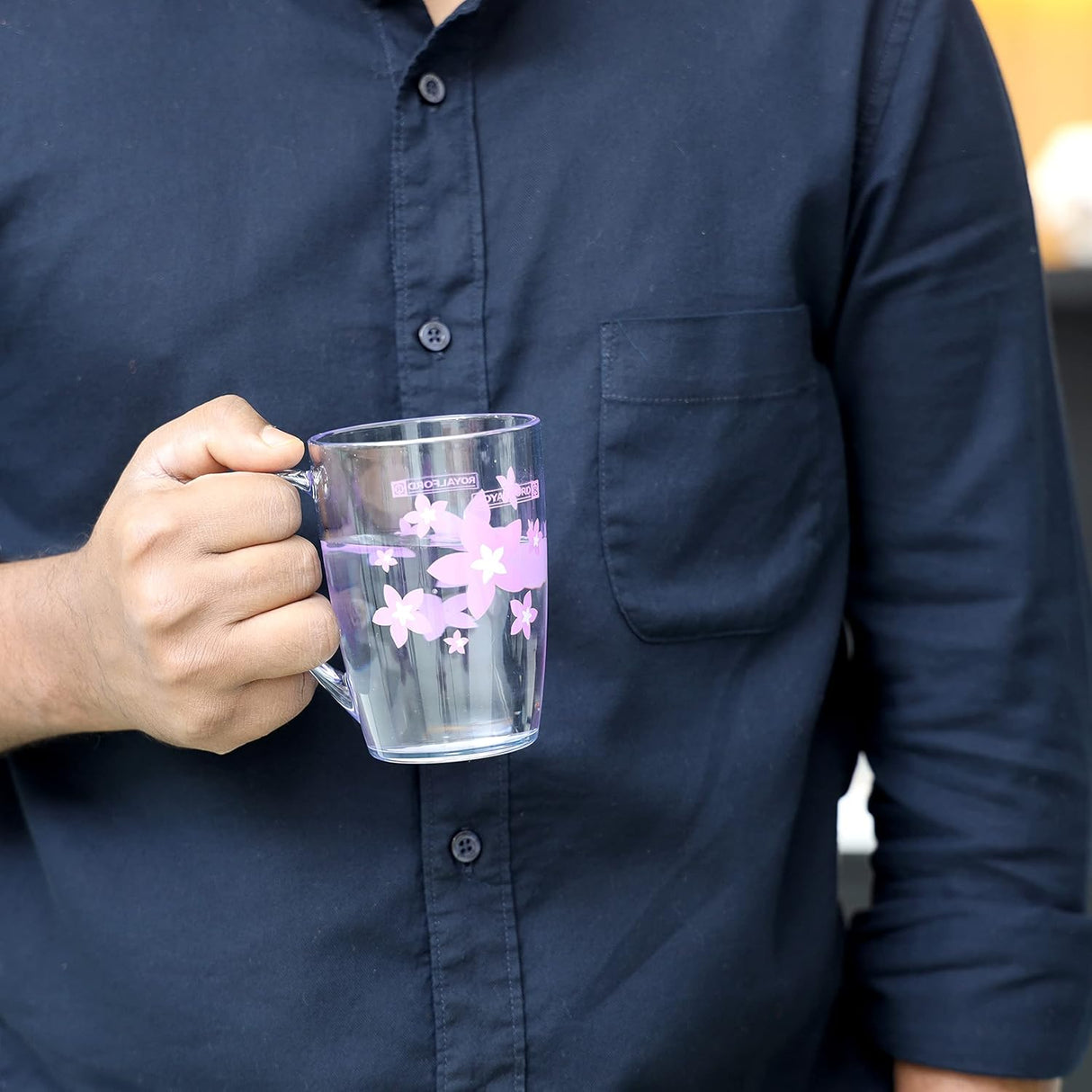 Royalford Acrylic Transparent Mug with Lid 350ml, Violet - Al Kabayel Discount CentreRoyalford Acrylic Transparent Mug with Lid 350ml, VioletMugsROYALFORDAl Kabayel Discount Centre