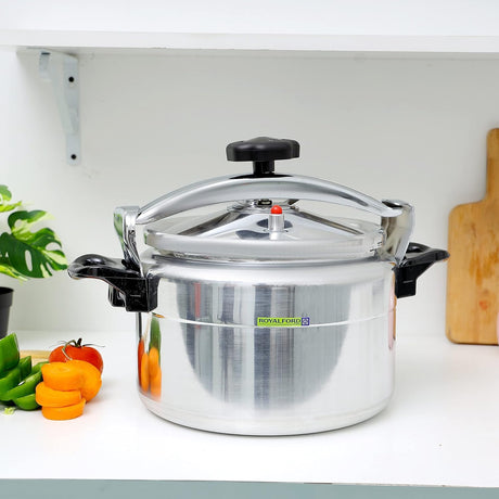 Royalford Aluminium Alloy Pressure Cooker 15 Liter, Silver - RF11177 - Al Kabayel Discount CentreRoyalford Aluminium Alloy Pressure Cooker 15 Liter, Silver - RF11177Pressure CookersROYALFORDAl Kabayel Discount Centre