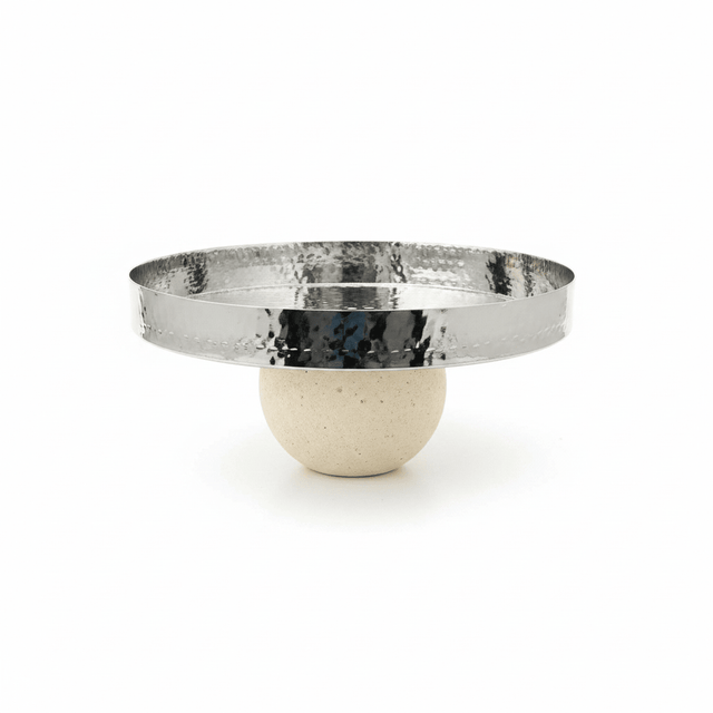 Silver Hammered Metal Candy Tray with Cream Chalk Base - 28 cm × 13 cm - Al Kabayel Discount CentreSilver Hammered Metal Candy Tray with Cream Chalk Base - 28 cm × 13 cmServing TraysAKDCAl Kabayel Discount Centre