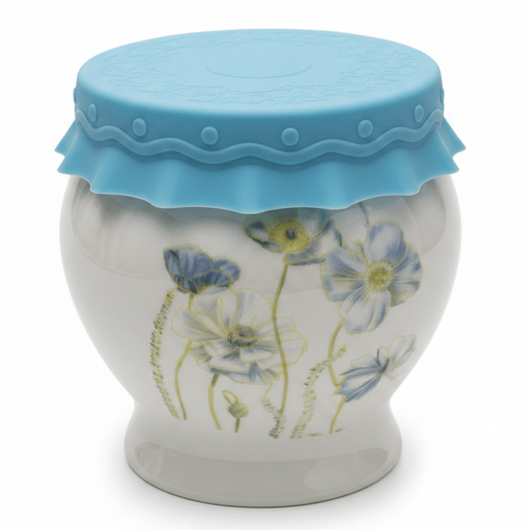 Solecasa White Ceramic Honey Jar with Flower Design & Blue Silicone Lid — 300ml - Al Kabayel Discount CentreSolecasa White Ceramic Honey Jar with Flower Design & Blue Silicone Lid — 300mlJars & Food SaversSOLECASAAl Kabayel Discount Centre