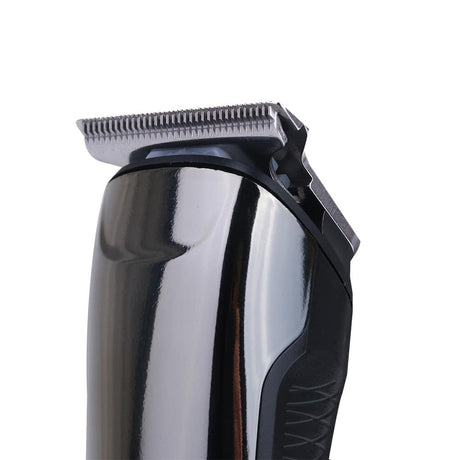SONASHI Rechargeable Hair Clipper, Stainless Steel blade, 3 Comb Attachment - SHC - 1043N - Al Kabayel Discount CentreSONASHI Rechargeable Hair Clipper, Stainless Steel blade, 3 Comb Attachment - SHC - 1043NPersonal Care & Styling ToolsSONASHIAl Kabayel Discount Centre