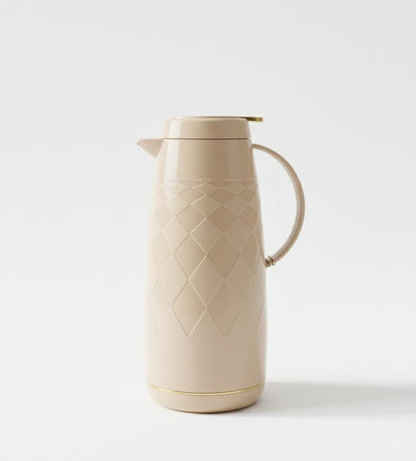 Taminoo 2 Litre Vacuum Flask Brown Color – Premium Quality, Strong Handle & Elegant Finish - Al Kabayel Discount CentreTaminoo 2 Litre Vacuum Flask Brown Color – Premium Quality, Strong Handle & Elegant FinishThermosTAMINOOAl Kabayel Discount Centre