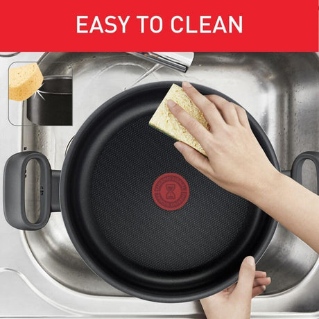 Tefal Tempo Flame 28cm Non - Stick Casserole with Lid – Red Aluminium (C3045485) - Al Kabayel Discount CentreTefal Tempo Flame 28cm Non - Stick Casserole with Lid – Red Aluminium (C3045485)CasserolesTEFALAl Kabayel Discount Centre