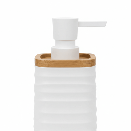 White Plastic Liquid Soap Dispenser – 400ml - Al Kabayel Discount CentreWhite Plastic Liquid Soap Dispenser – 400mlHolders & DispensersAKDCAl Kabayel Discount Centre
