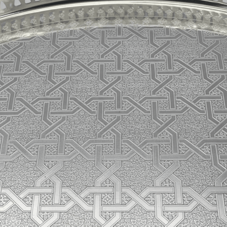 Zolten Silver Stainless Steel Oval Serving Tray - 45×32cm - Al Kabayel Discount CentreZolten Silver Stainless Steel Oval Serving Tray - 45×32cmServing TraysZOLTENAl Kabayel Discount Centre